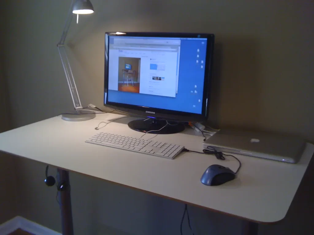 How Often Should You Actually Get Up From a Desk Chair?