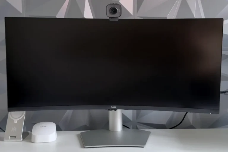 How High Should Your Monitor Actually Sit? A Simple Test