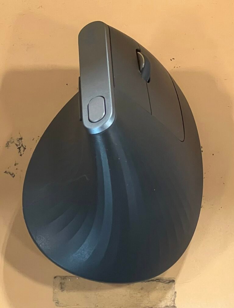 Ergonomic mouse: what research says about vertical versus standard designs